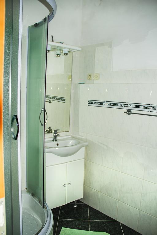 Hill House Marija Apartment Komiža Екстериор снимка