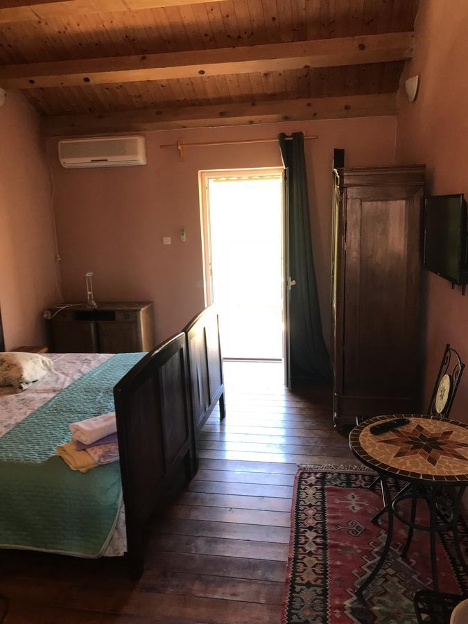 Hill House Marija Apartment Komiža Екстериор снимка